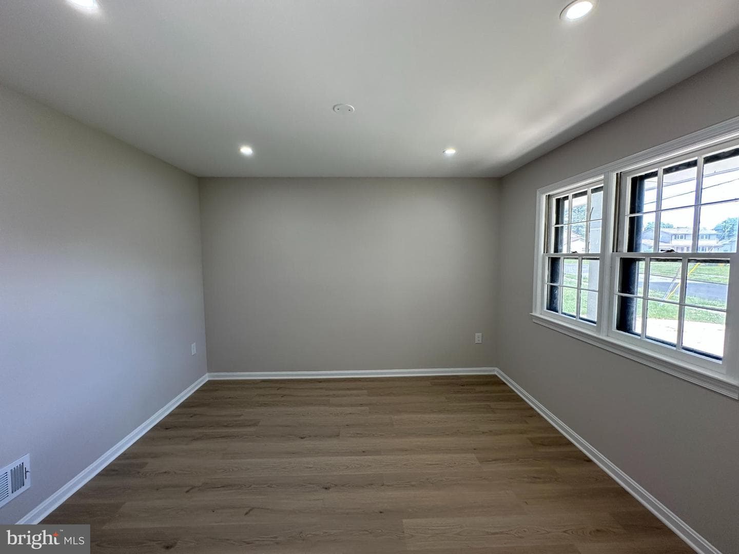 4904 Shopton Drive photo 8