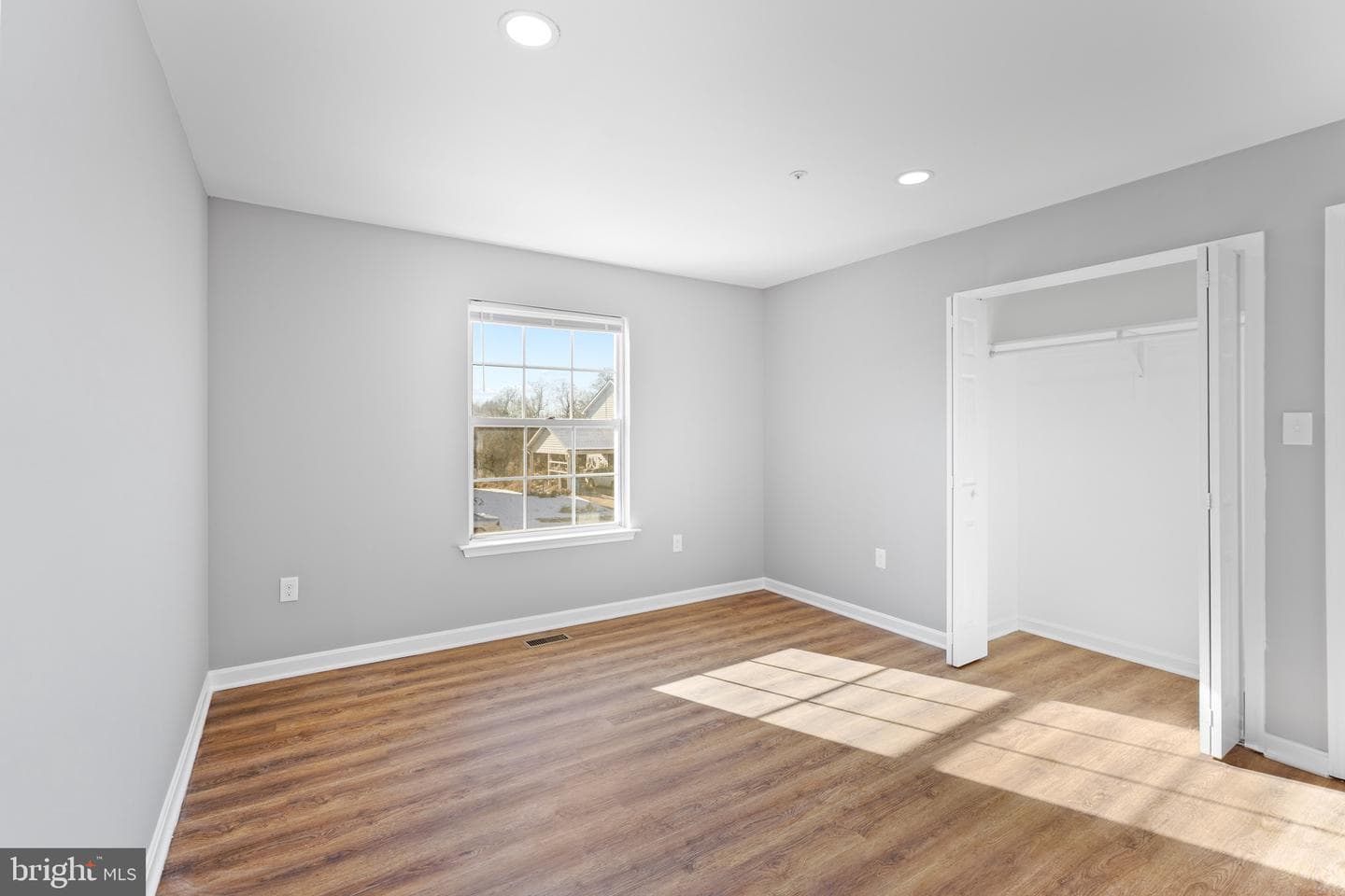 5008 Boydell Avenue photo 11