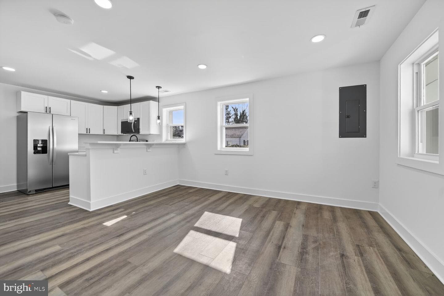 4312 Vine Street photo 3