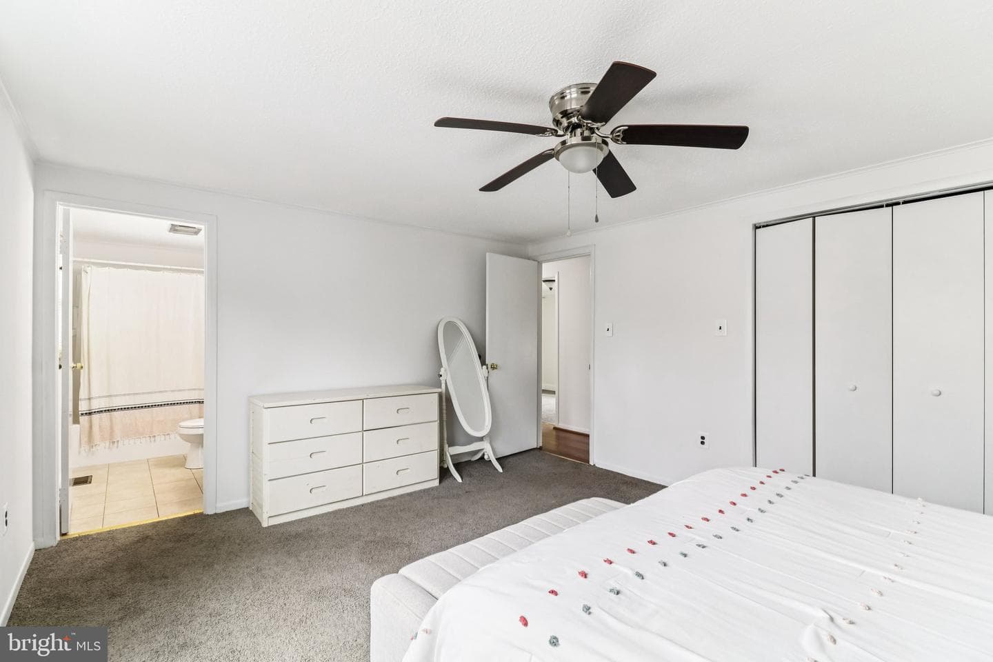 14617 Livingston Road photo 22