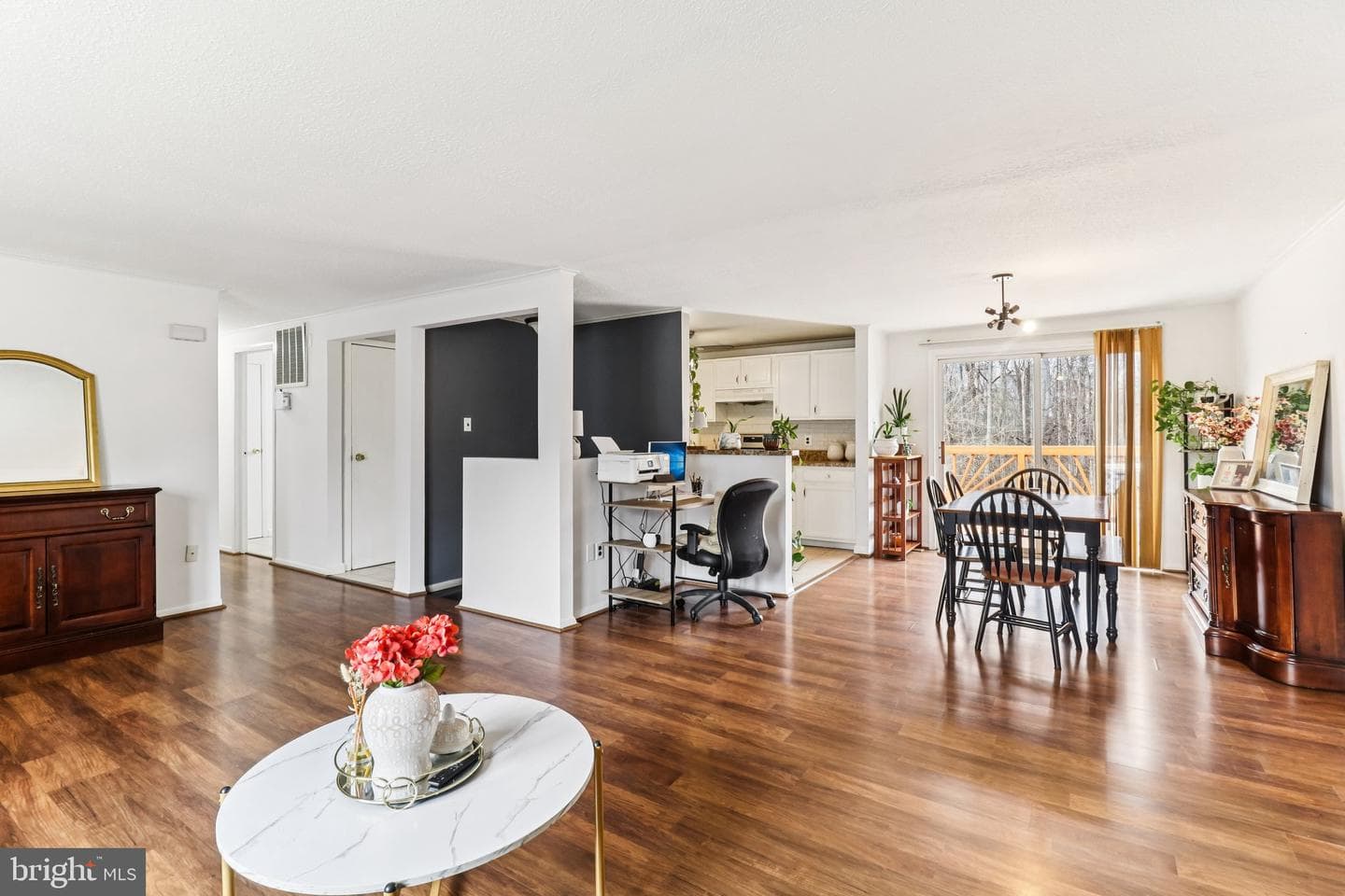 14617 Livingston Road photo 5