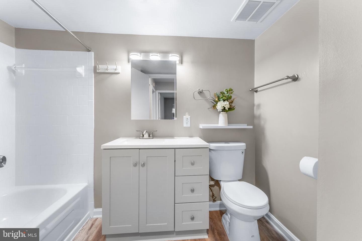 10103 Prince Place #101-5a photo 22