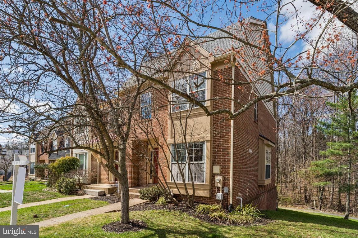 9102 Erfurt Court