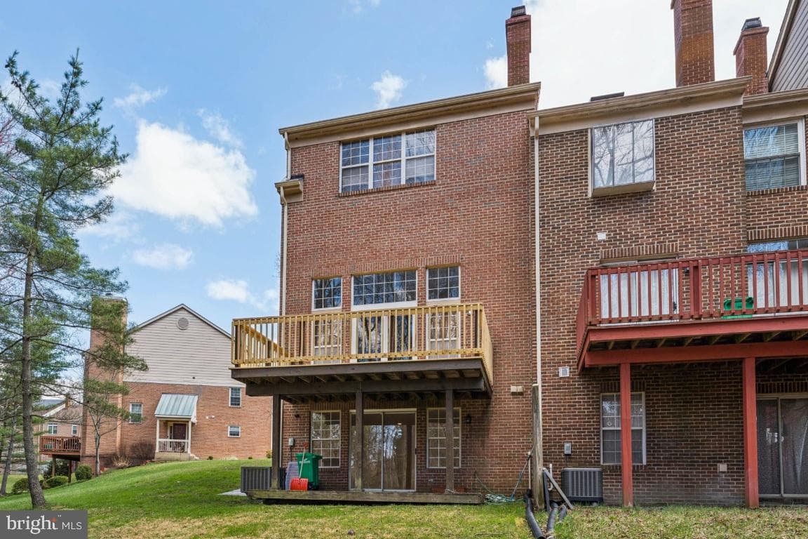 9102 Erfurt Court photo 45