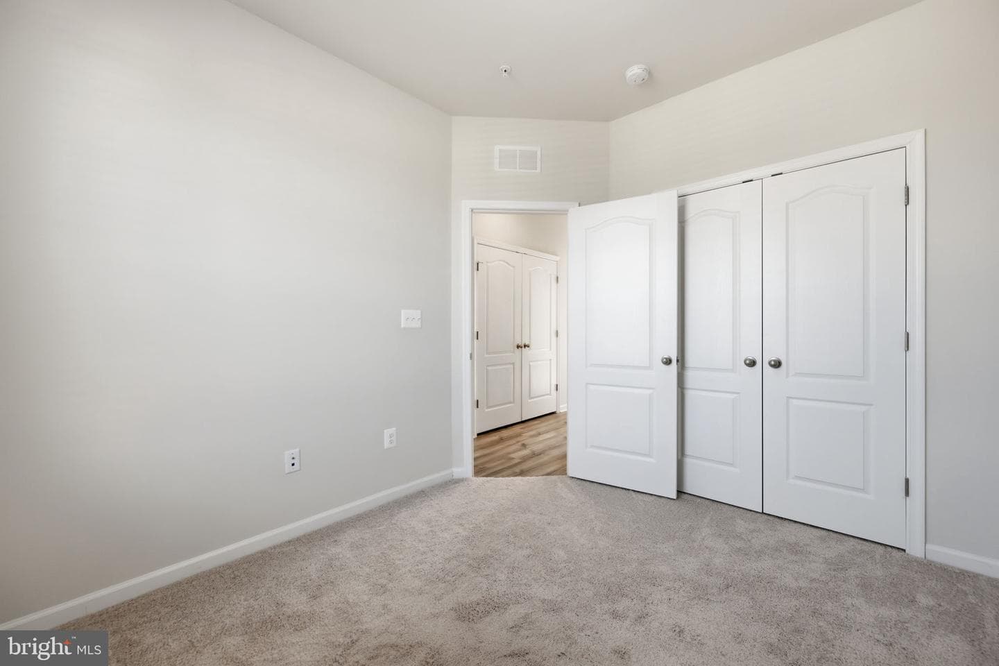1024 Flester Lane photo 13