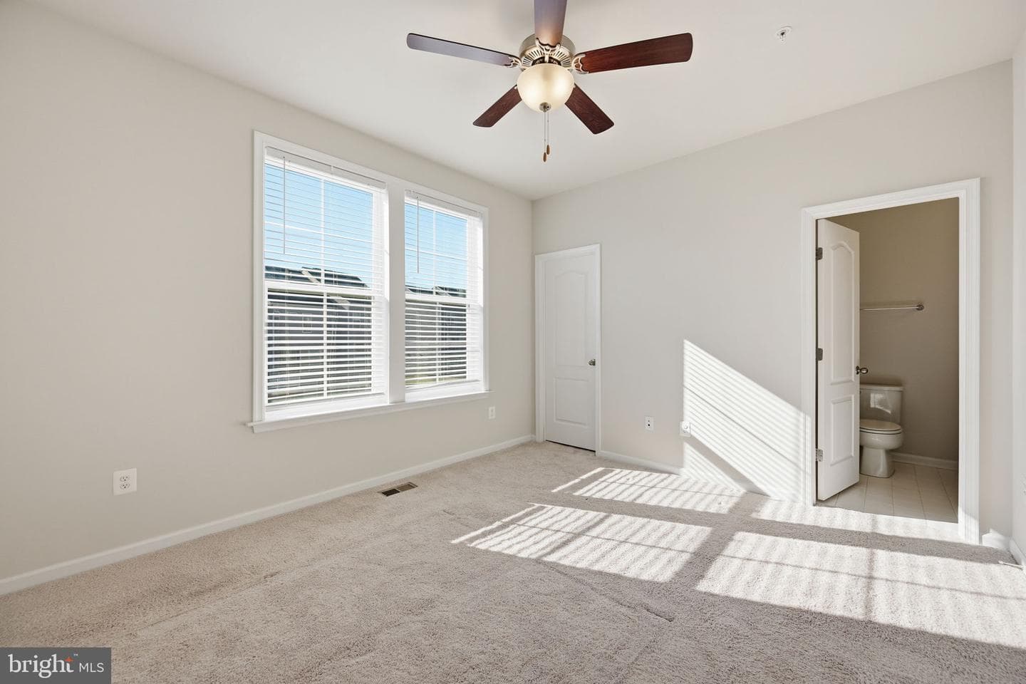 1024 Flester Lane photo 15