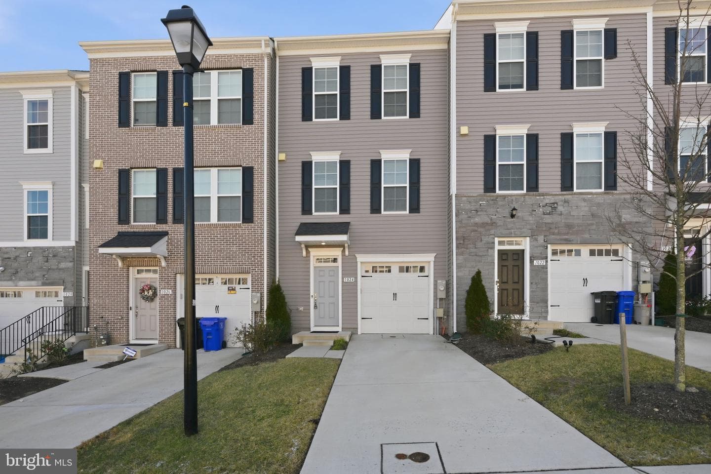1024 Flester Lane photo 2
