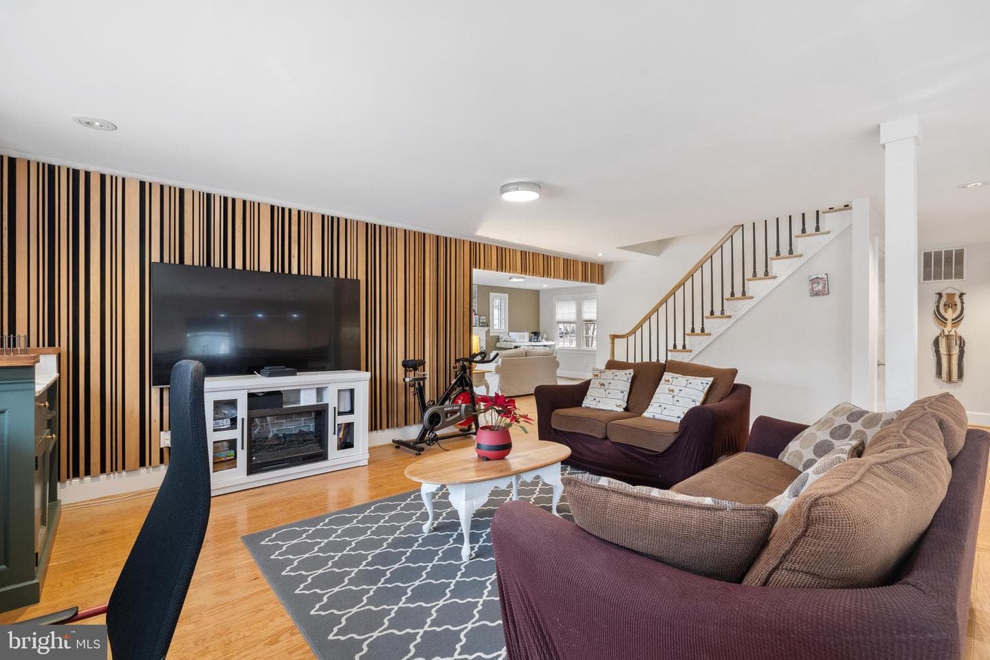 9226 Fowler Lane photo 12