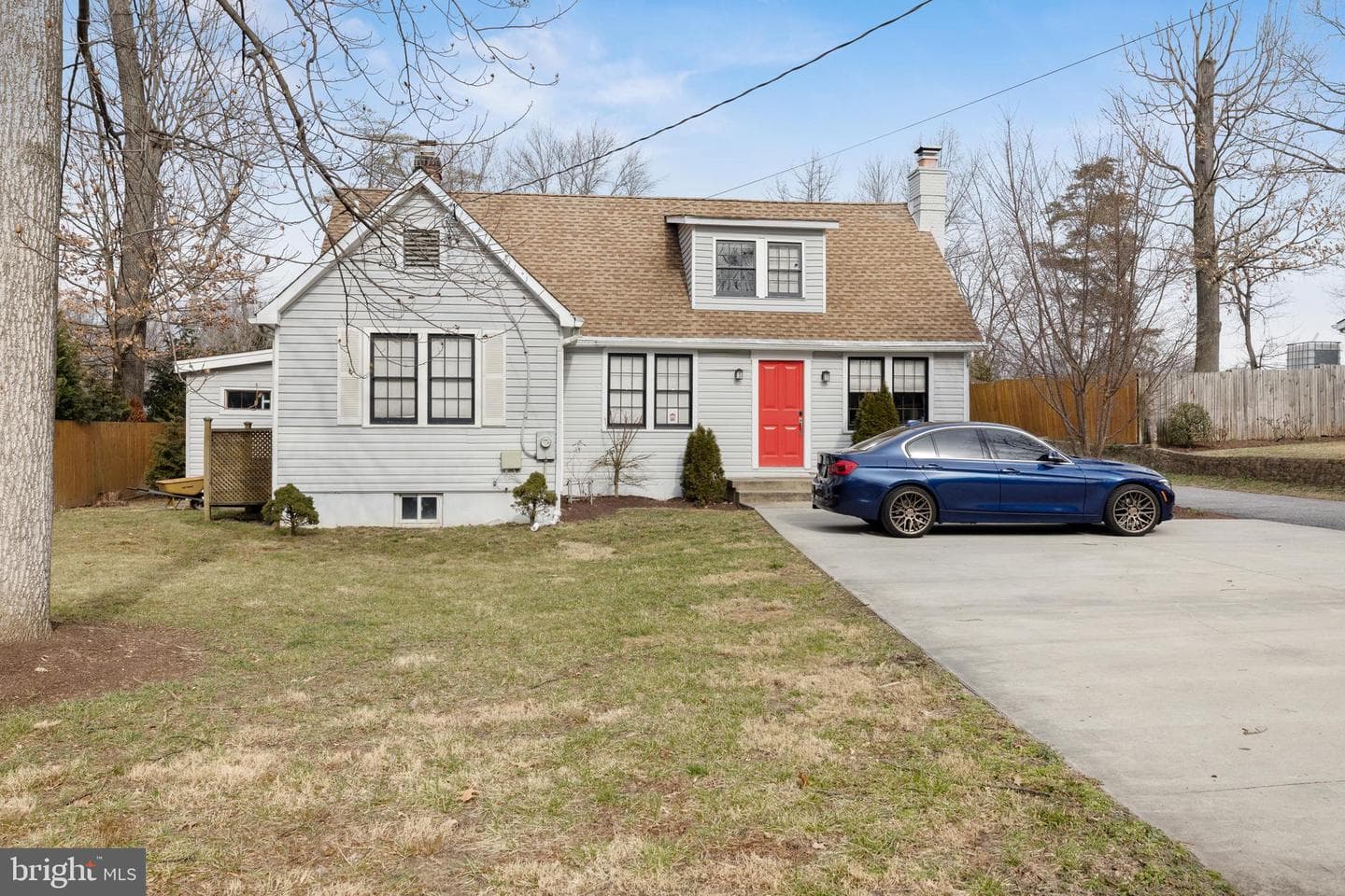 9226 Fowler Lane photo 4