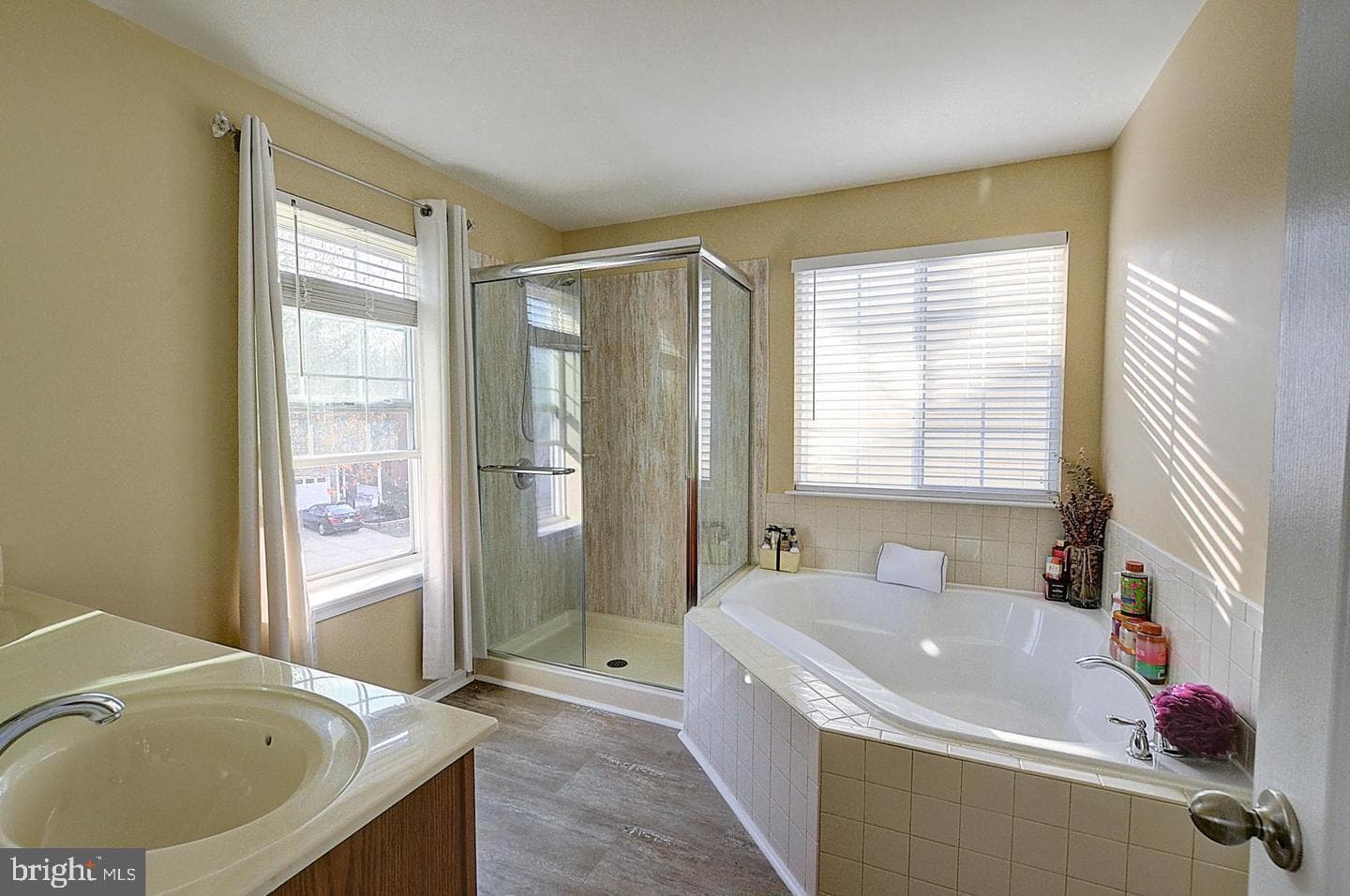 7130 Britens Way photo 4