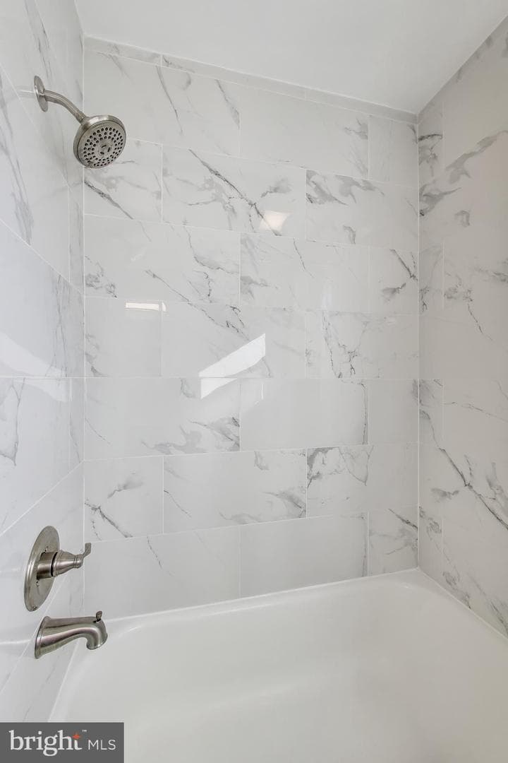 3913 Oglethorpe Street photo 14