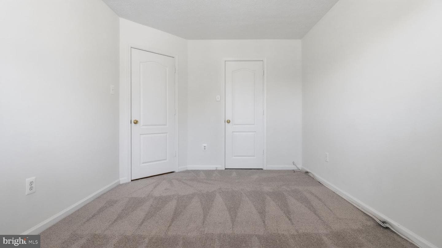 16509 Eastview Lane photo 14