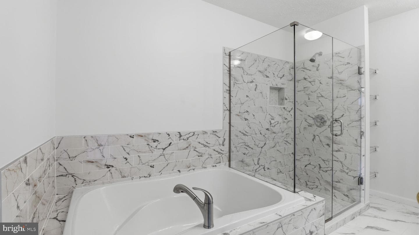 16509 Eastview Lane photo 23