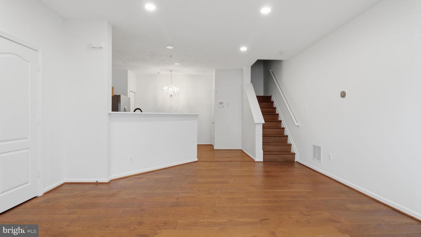 16509 Eastview Lane photo 7
