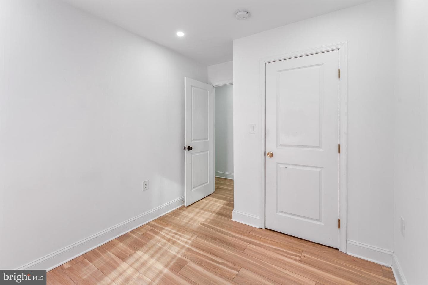 708 62nd Avenue photo 18