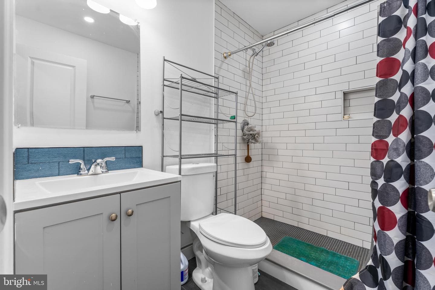 708 62nd Avenue photo 22