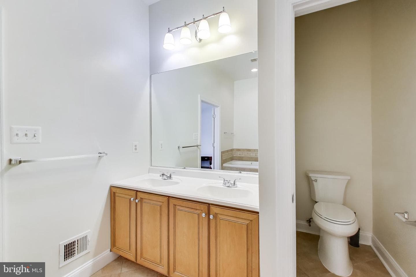 7214 Piney Woods Place photo 19
