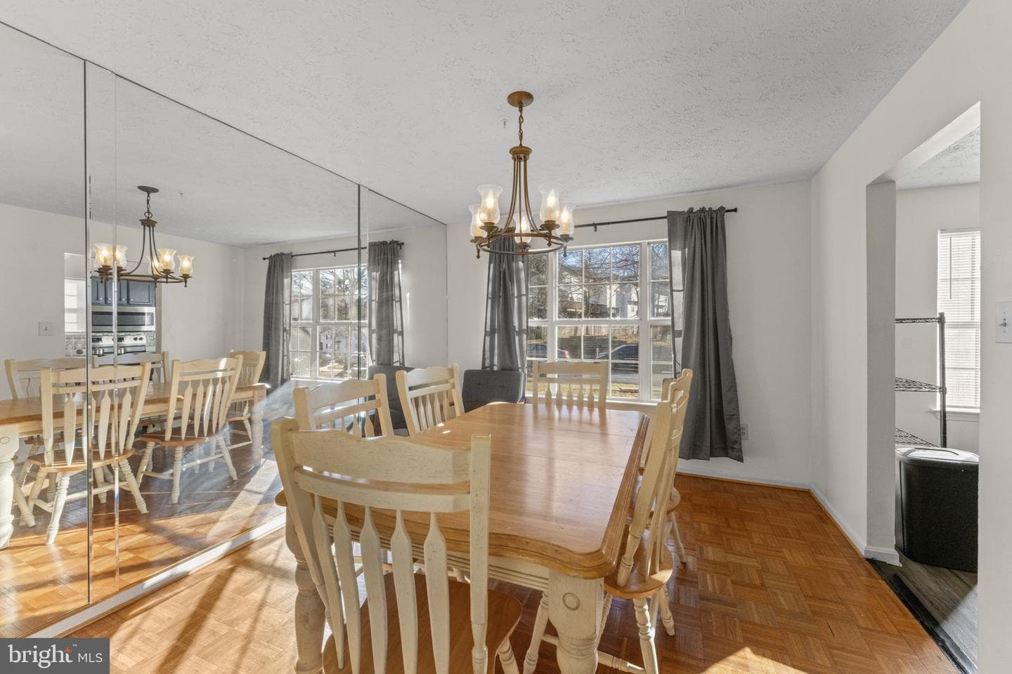 4043 Silver Park Terrace photo 10