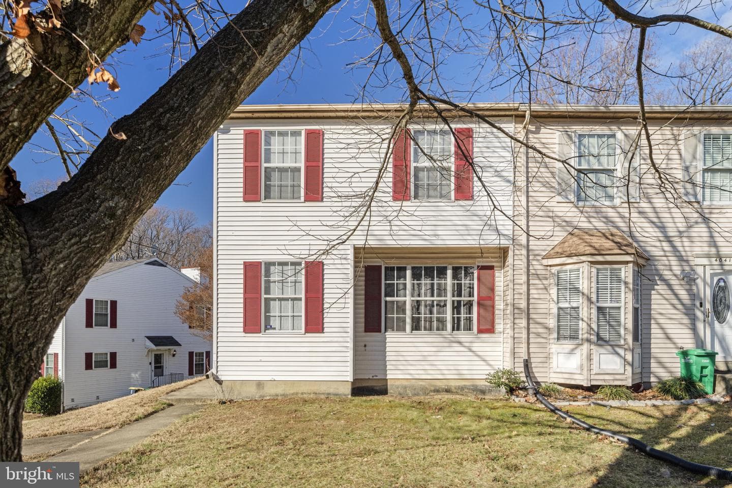 4043 Silver Park Terrace photo 2