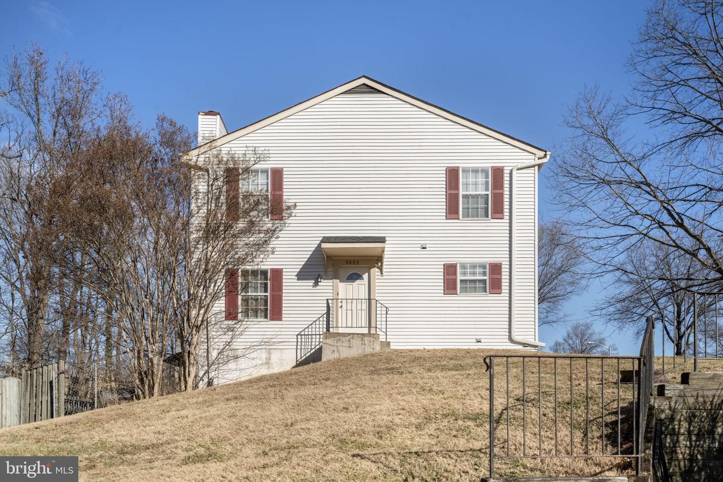 4043 Silver Park Terrace photo 3