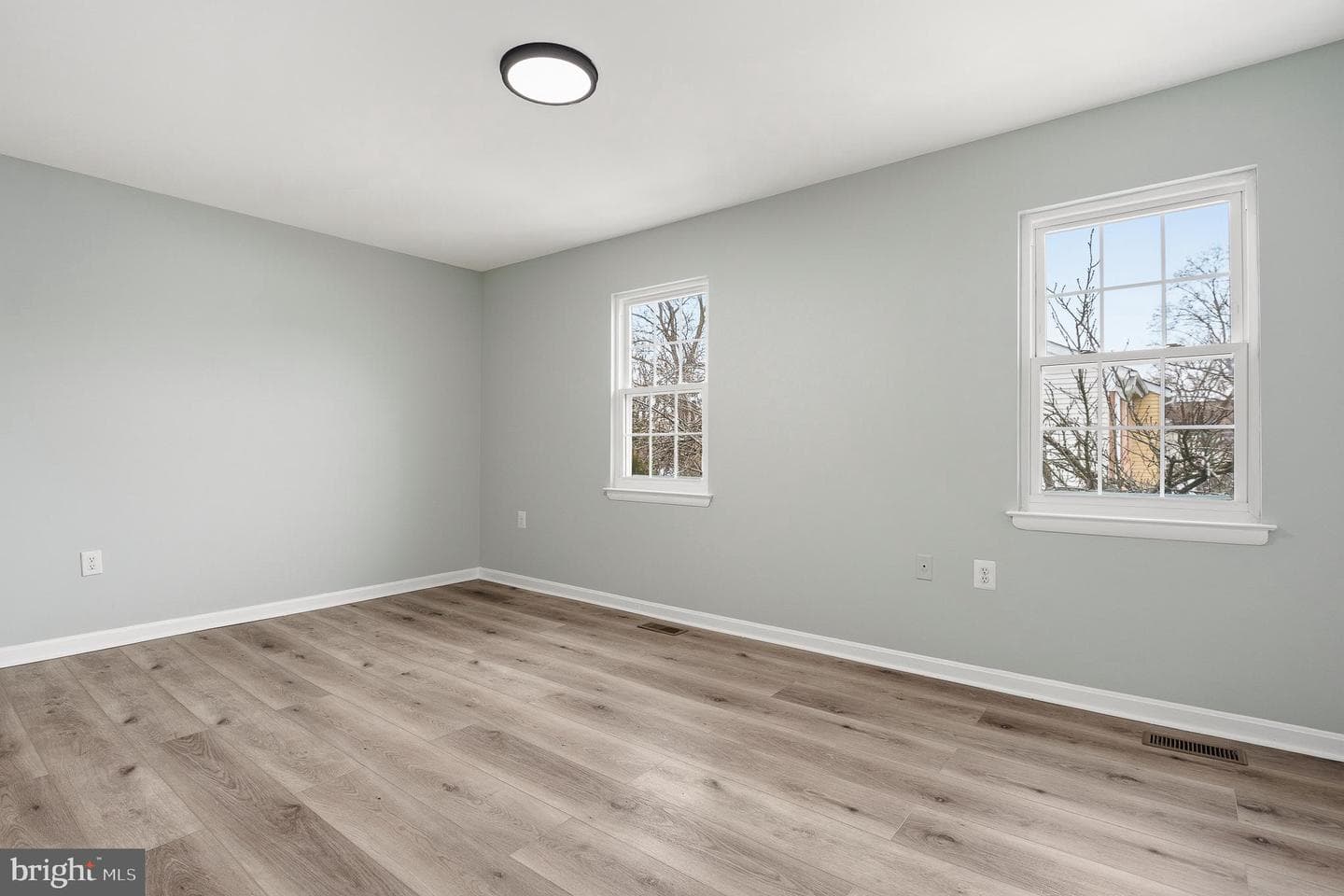 15743 Millbrook Lane #72 photo 30