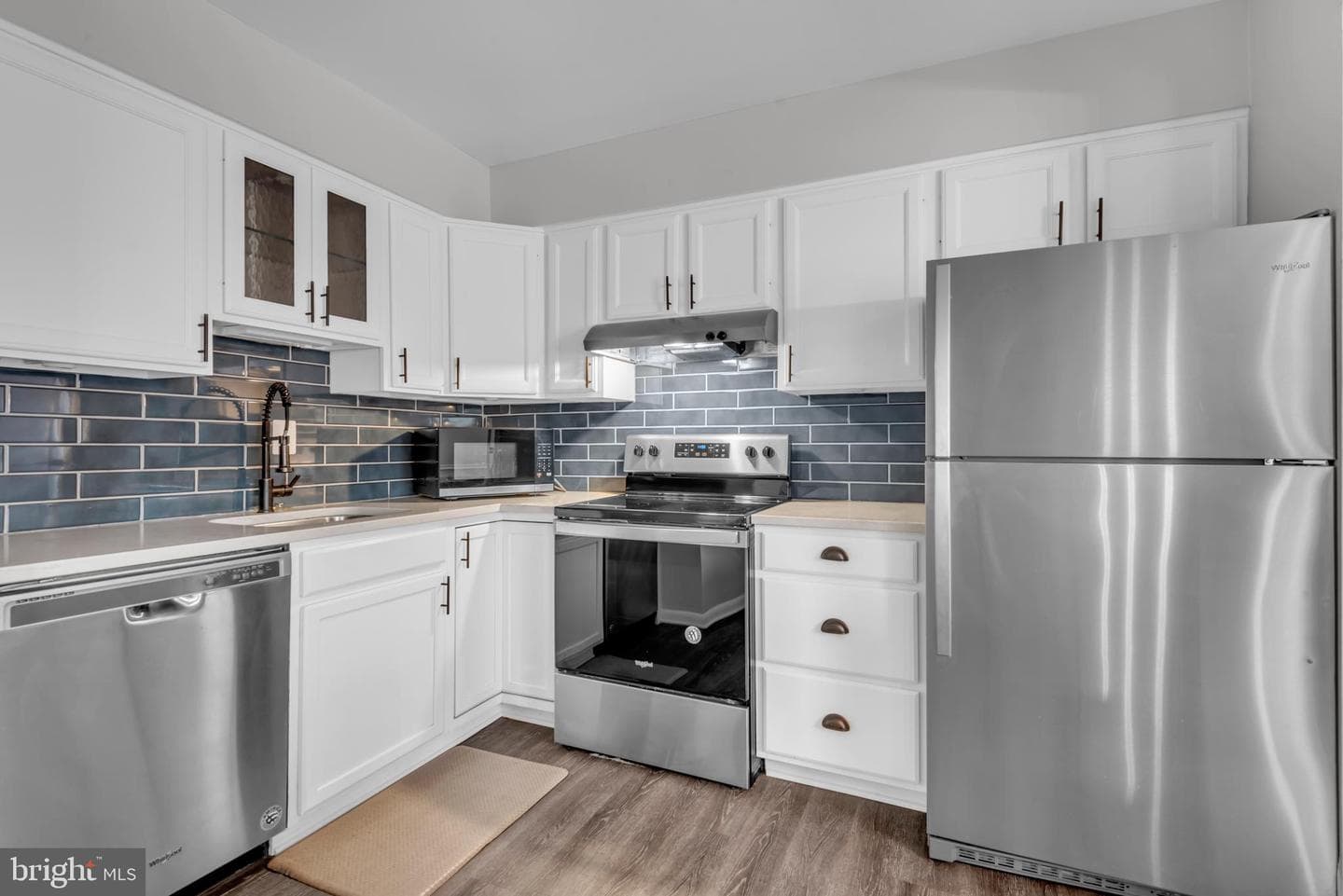 6916 Hanover Parkway #100