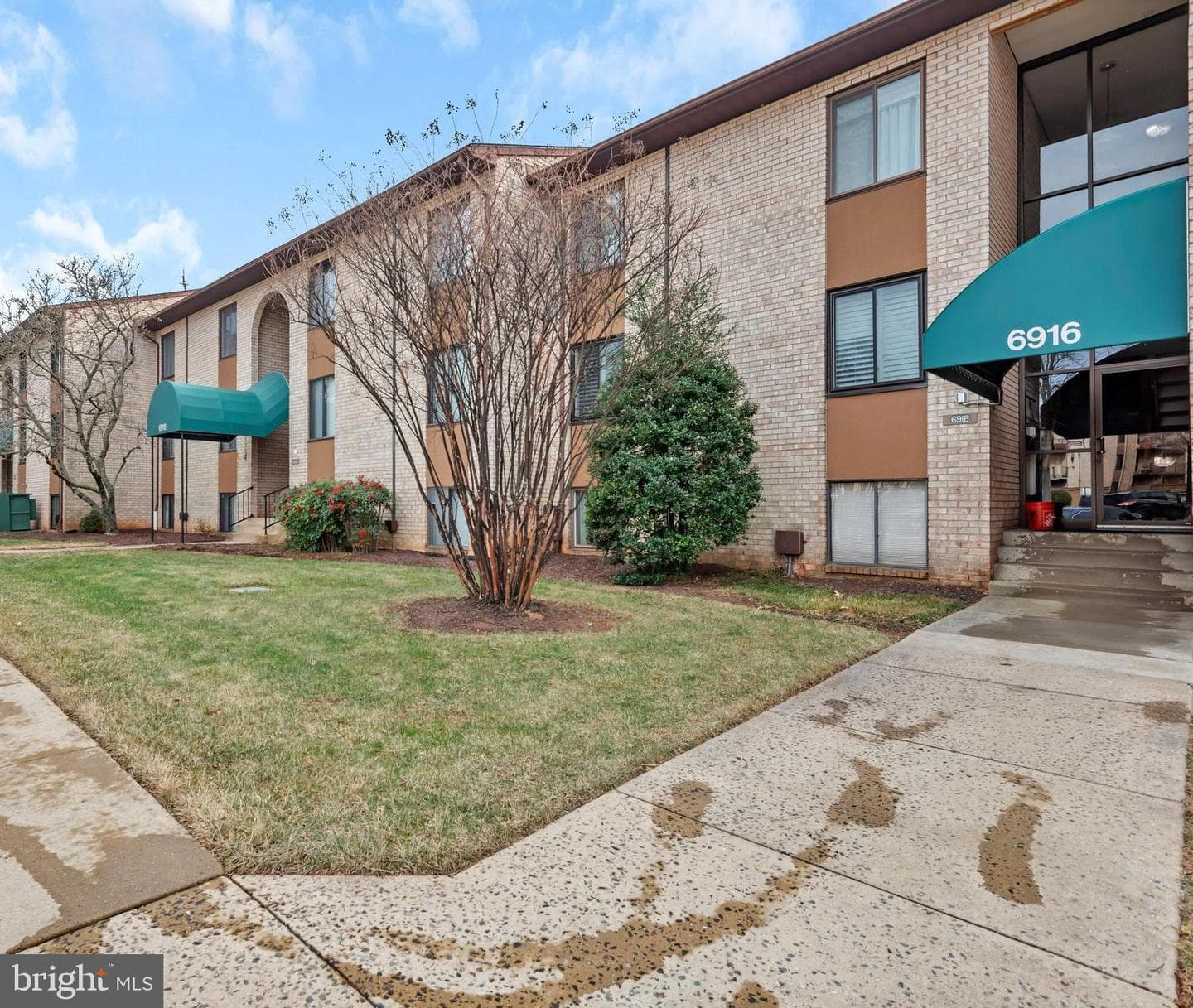 6916 Hanover Parkway #100 photo 5