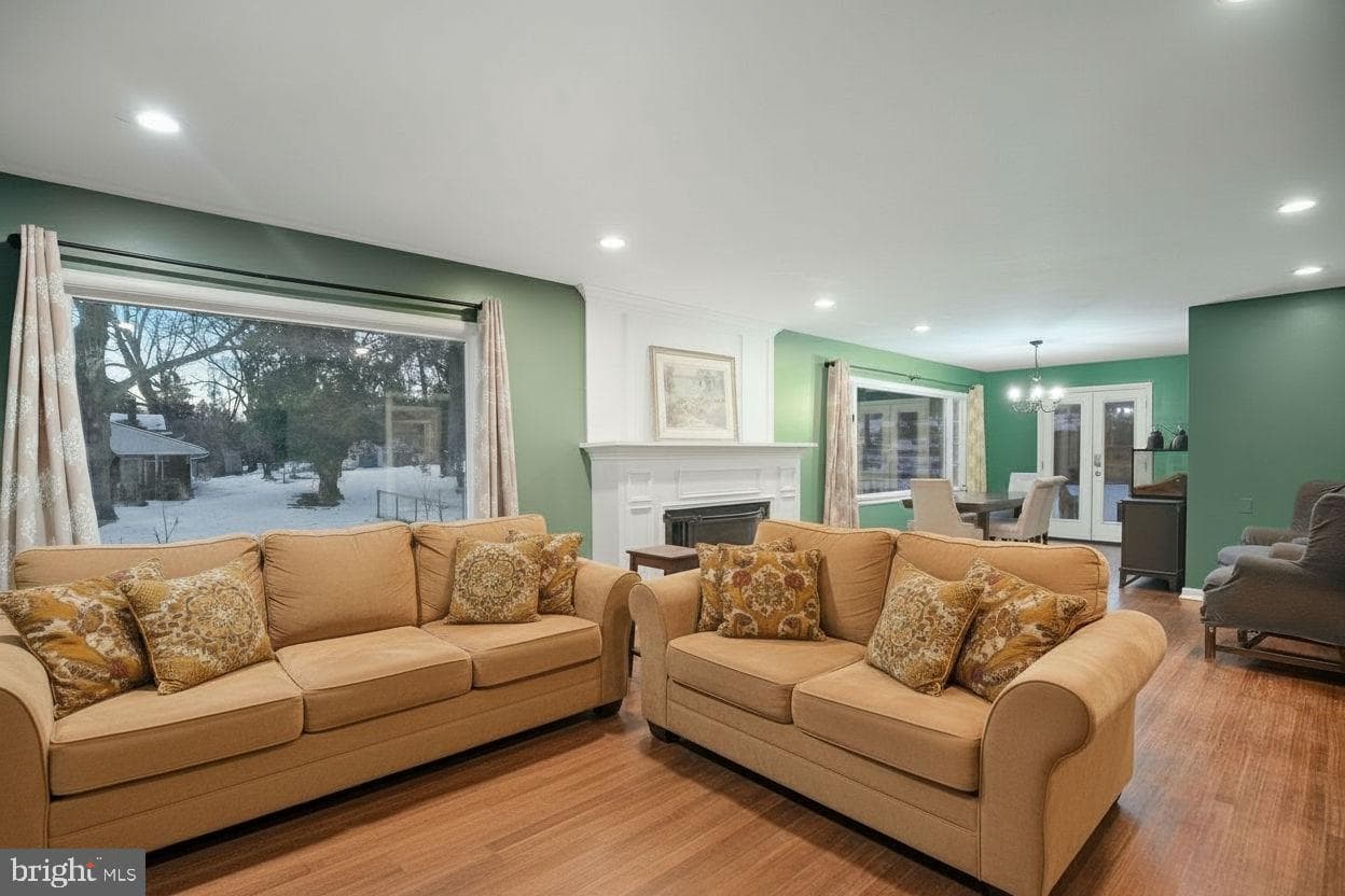 216 Careybrook Lane photo 8