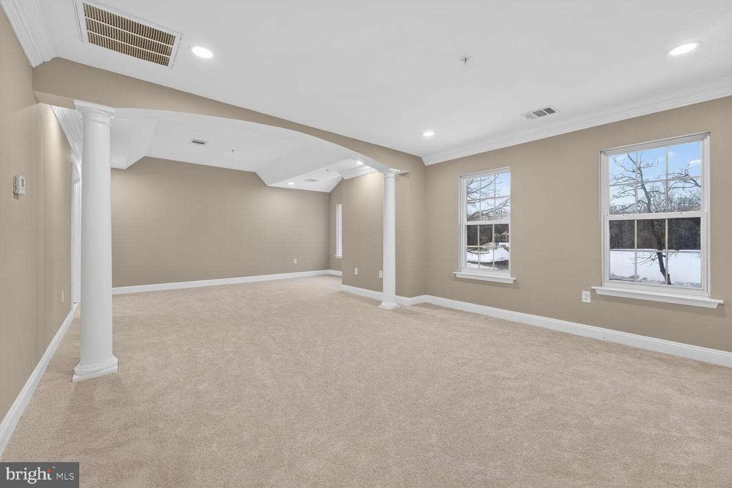 15621 Jamies Way photo 10