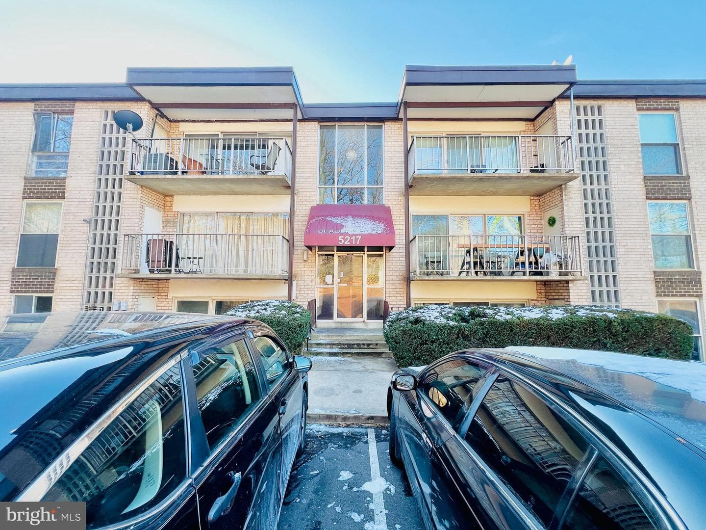 5217 Newton Street #101, Bladensburg