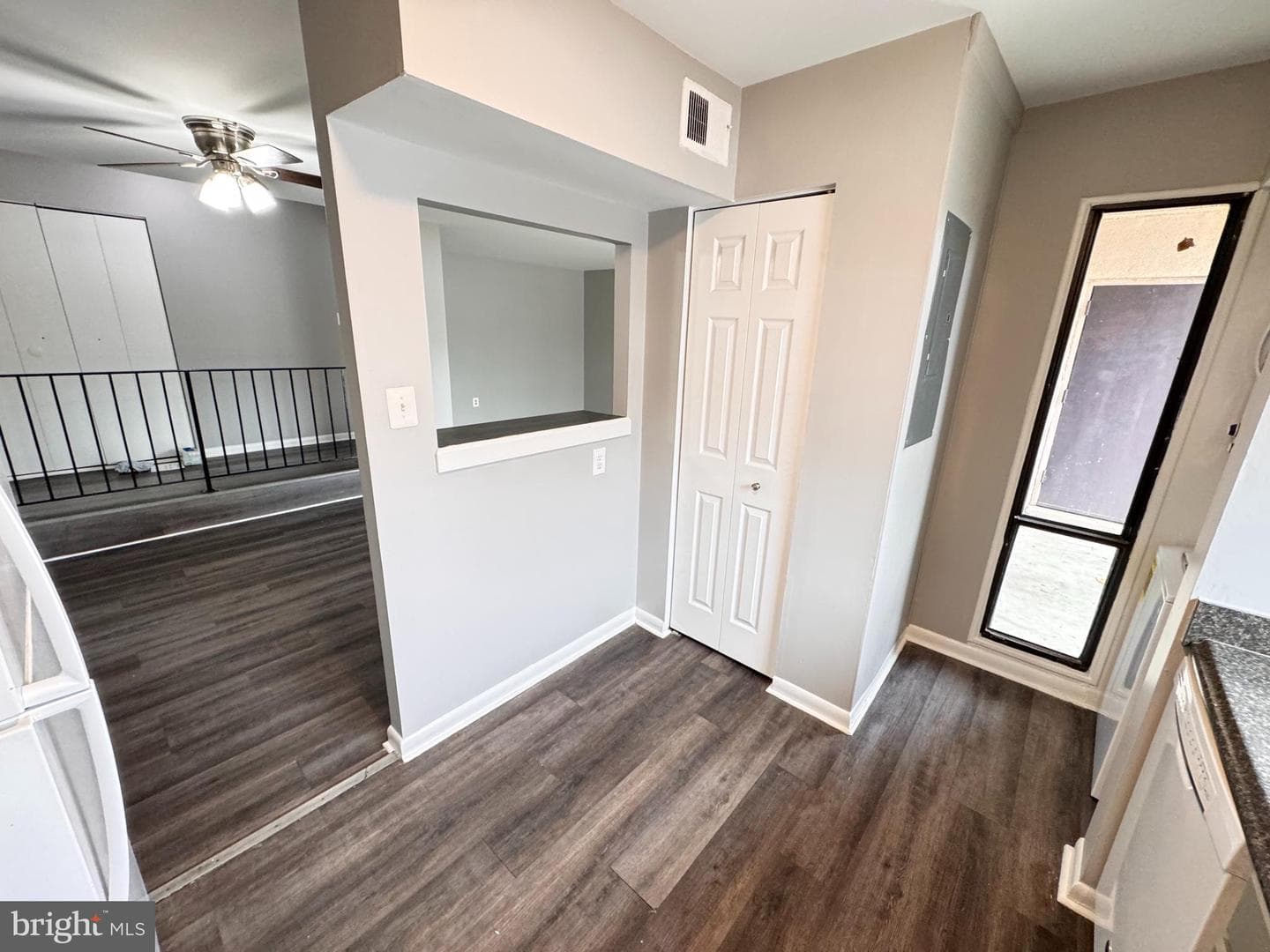 15706 Dorset Road #158 photo 4