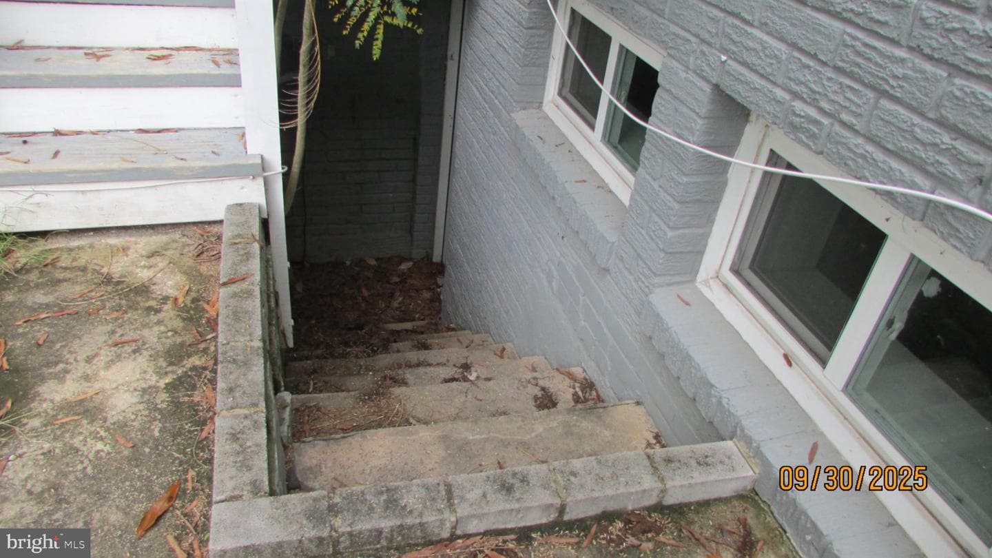 4809 Sheridan Street photo 41