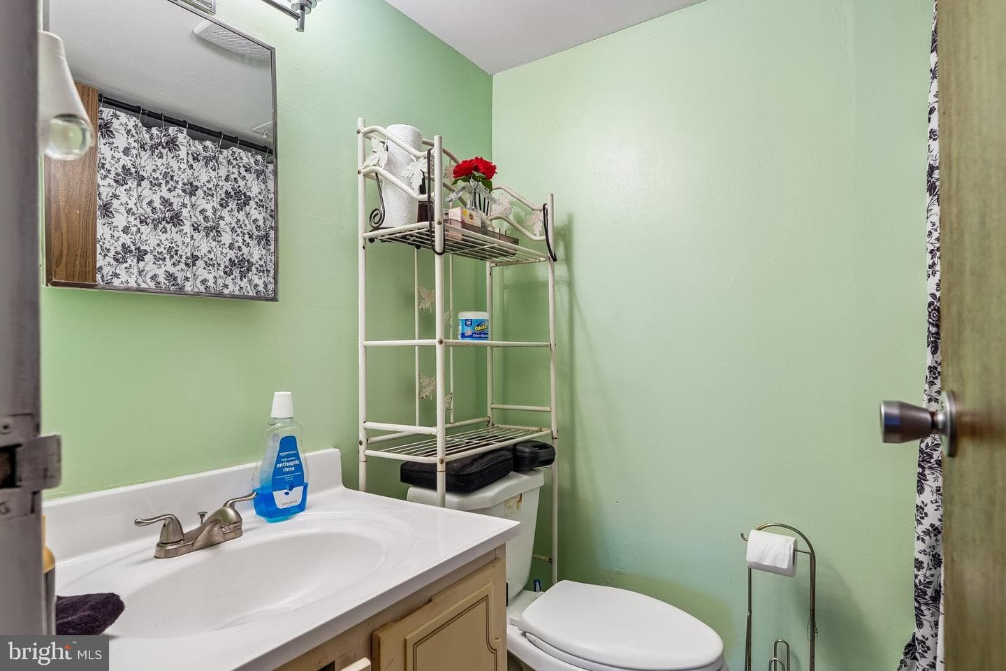 6912 Hanover Parkway #301 photo 12