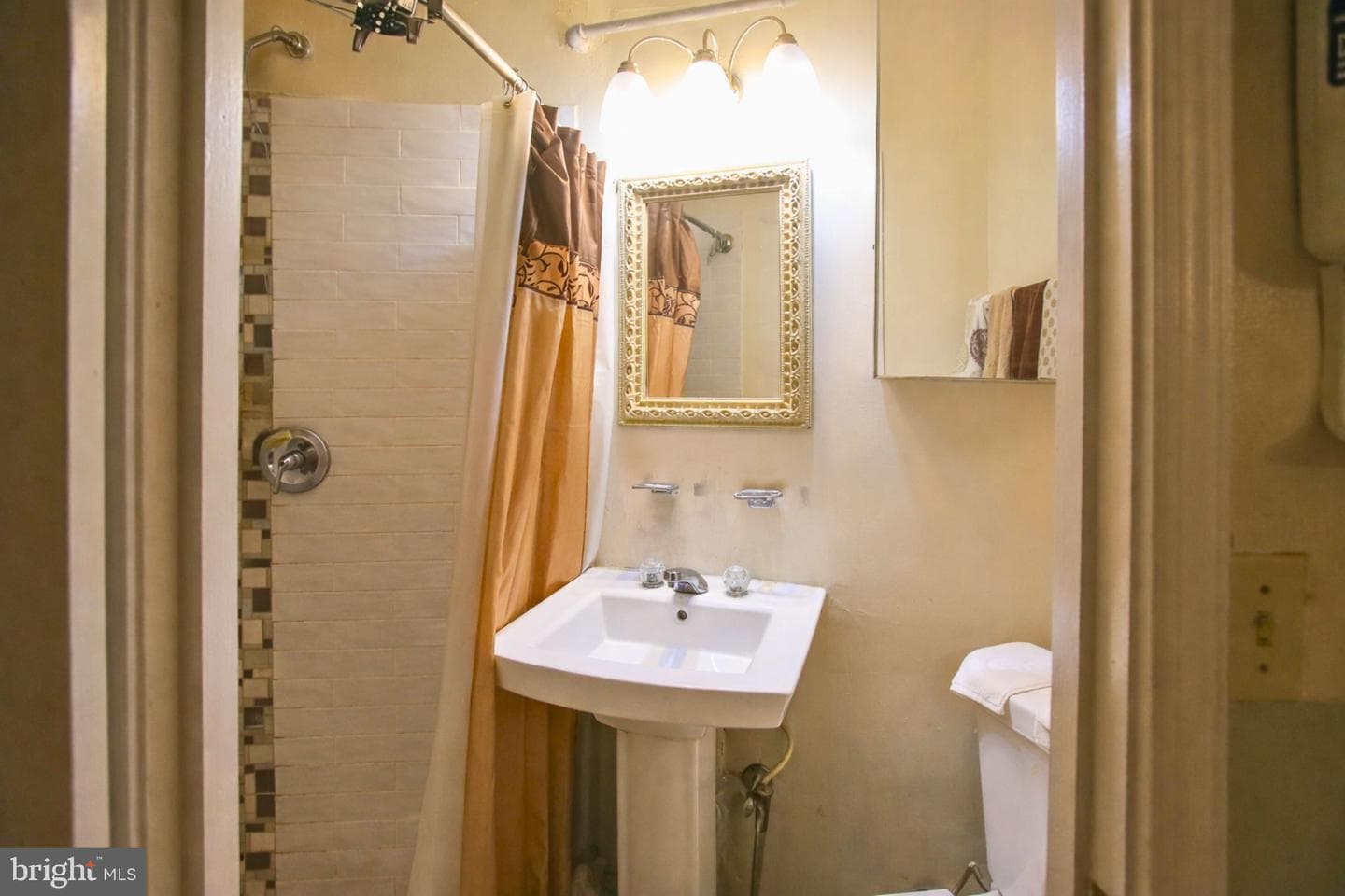 2311 Jameson Street photo 19