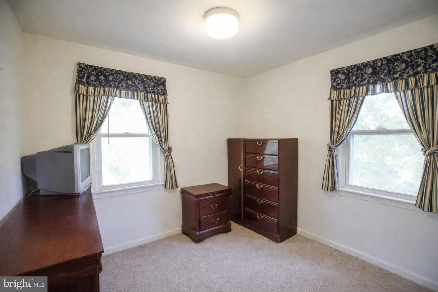 2311 Jameson Street photo 8