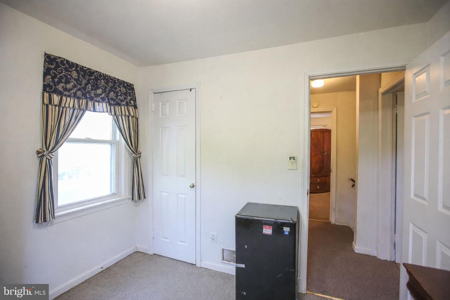 2311 Jameson Street photo 9