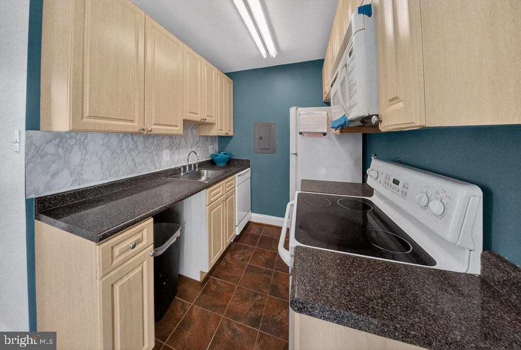 1005 Chillum Road #207 photo 13
