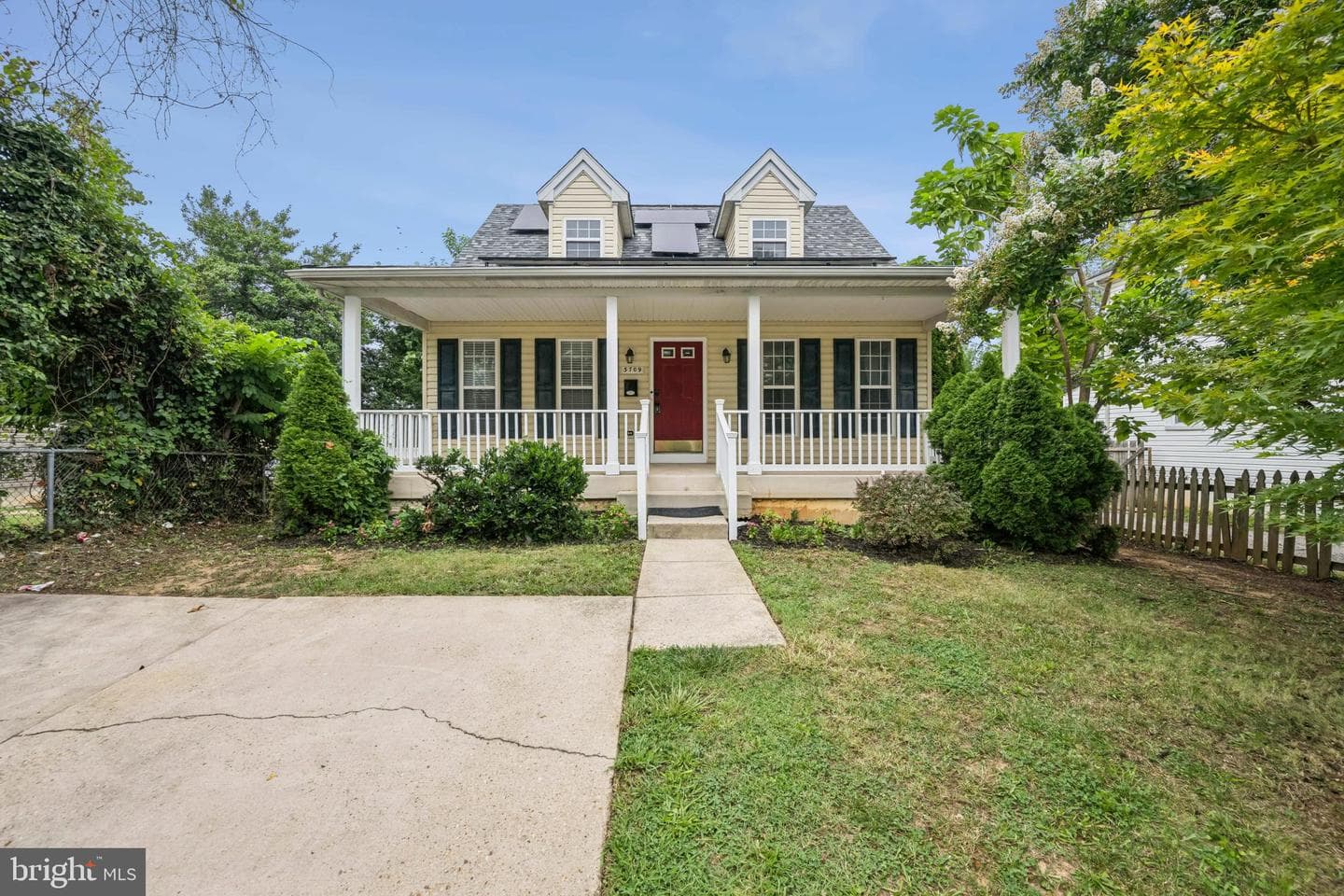3709 38th Ave, Brentwood