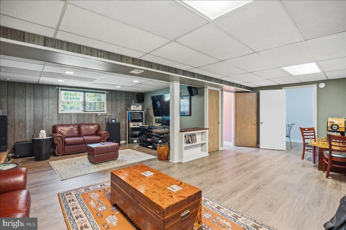 10708 Tyrone Drive photo 26