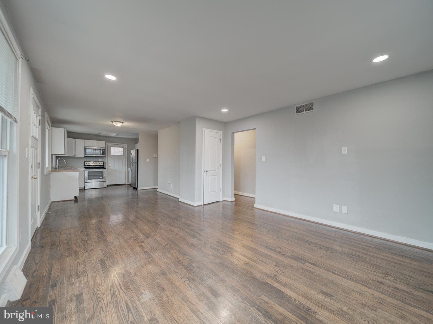 709 Marcy Avenue photo 5