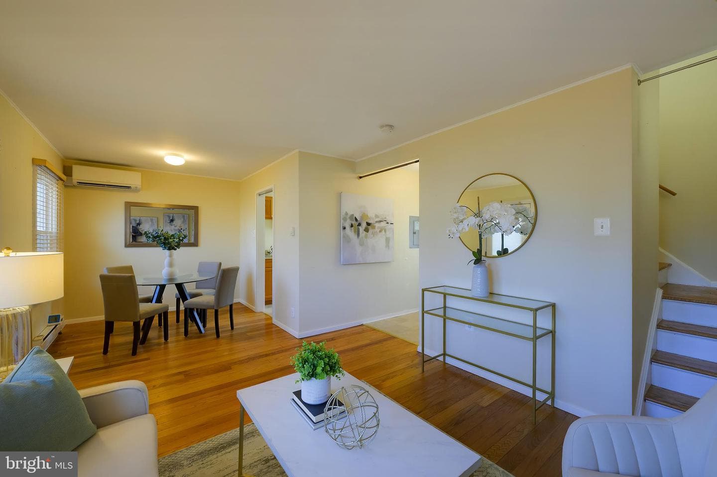 8 Southway photo 10