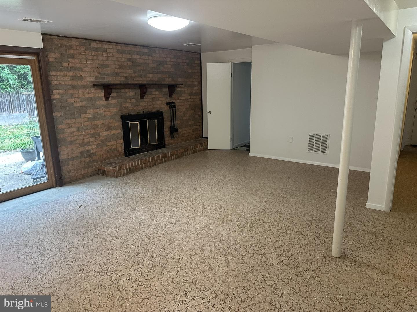 4608 Marie Street photo 17