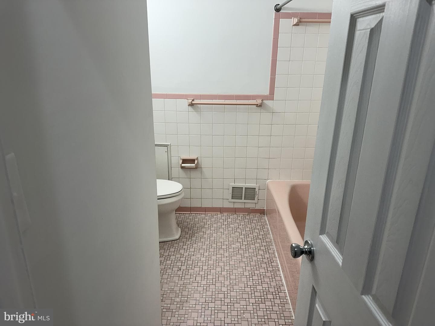 4608 Marie Street photo 7