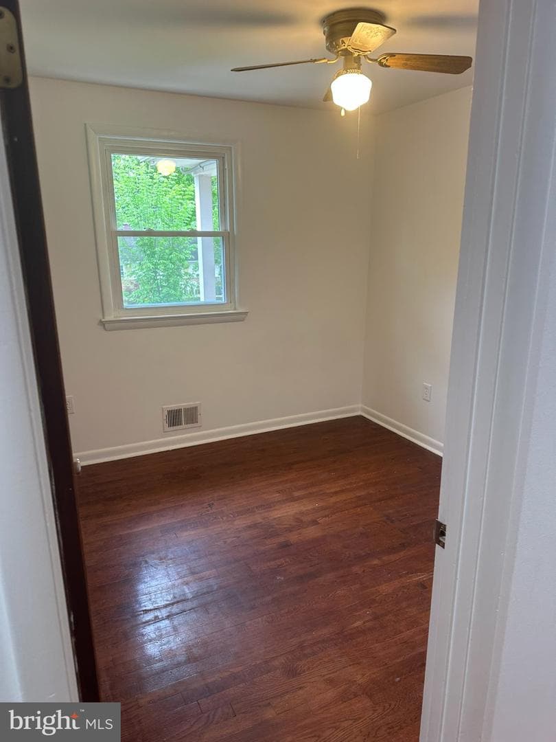 4608 Marie Street photo 9