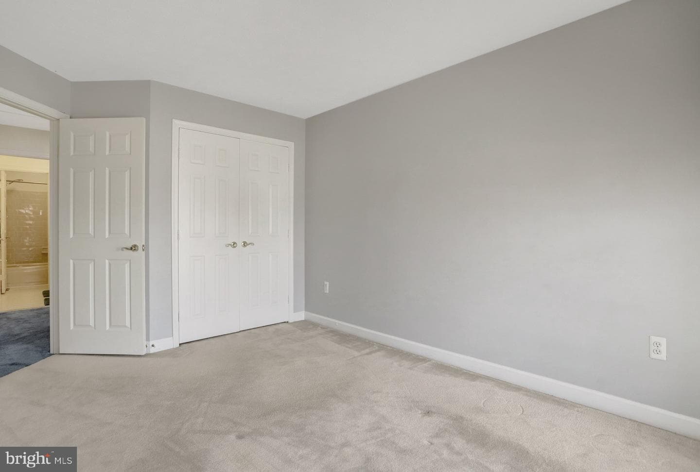 1407 Aragona Boulevard photo 58
