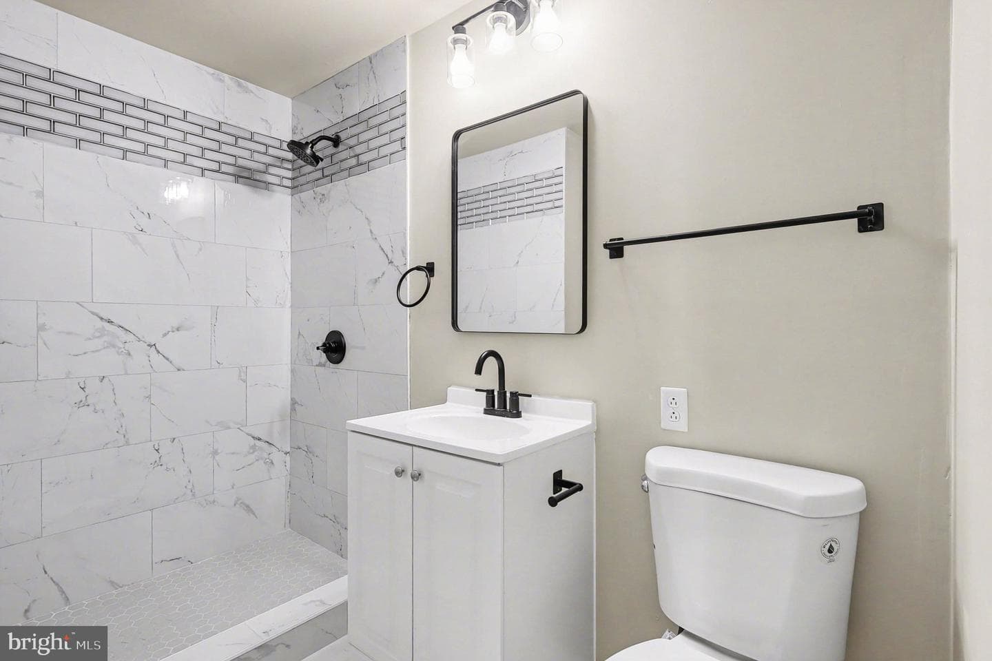 8918 Hillside Court photo 15