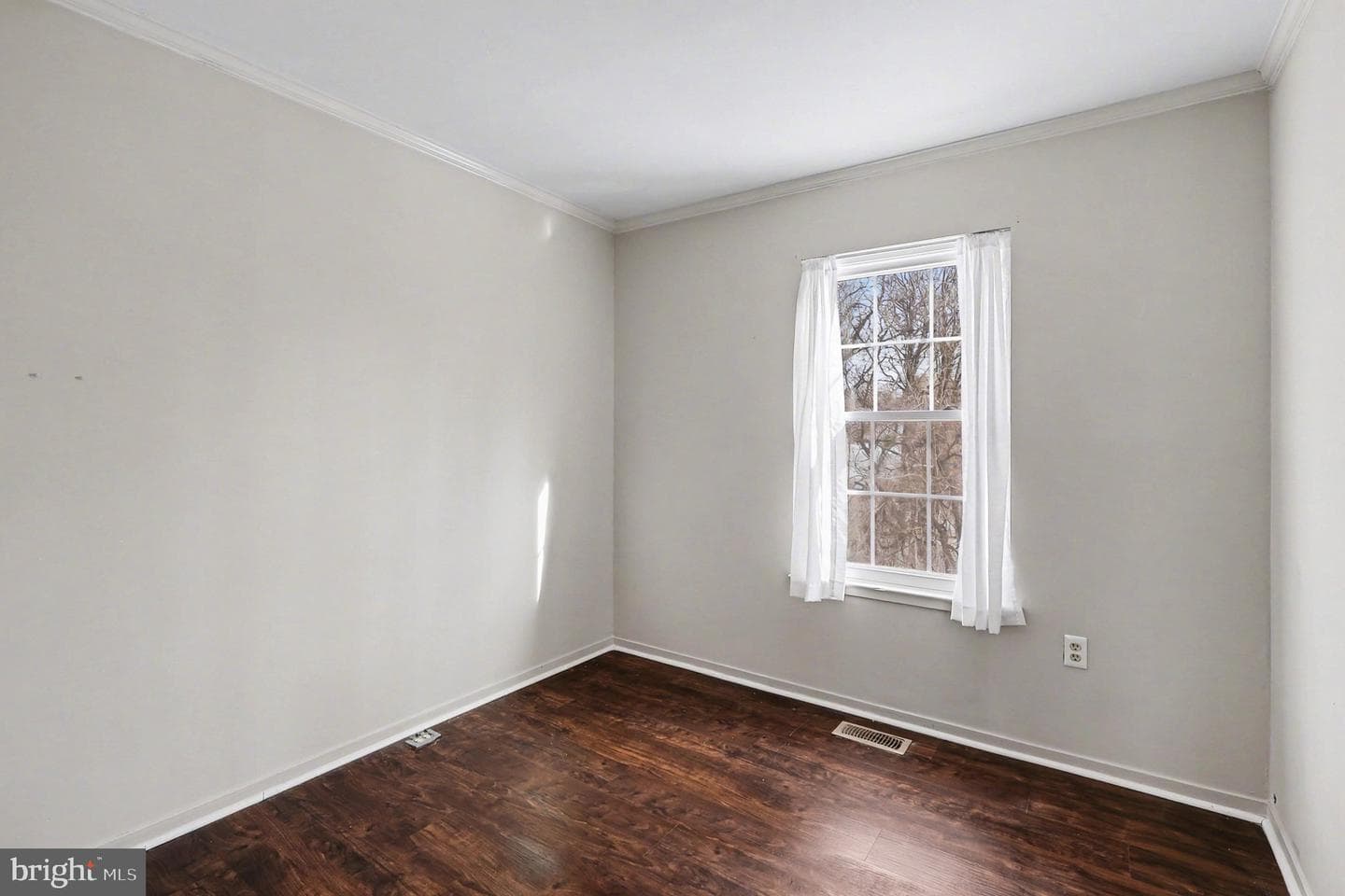 8918 Hillside Court photo 16