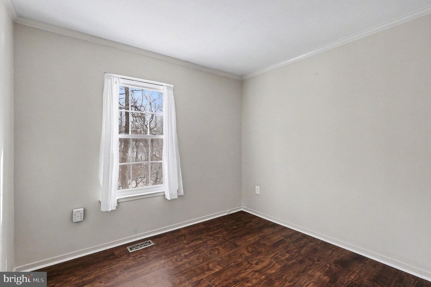 8918 Hillside Court photo 18