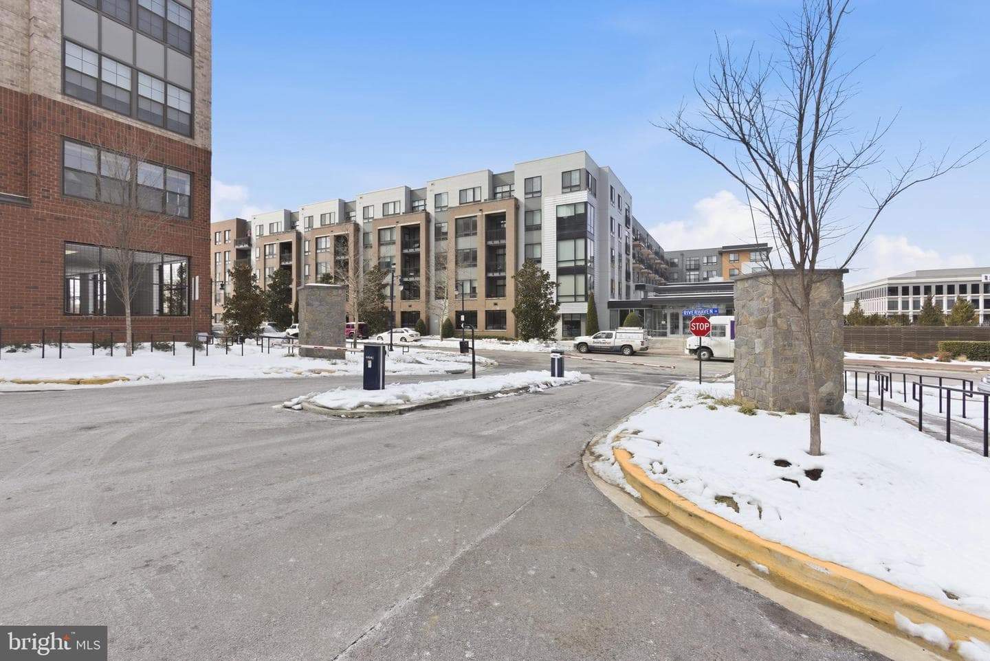102 Saint Ives Place #307 photo 39