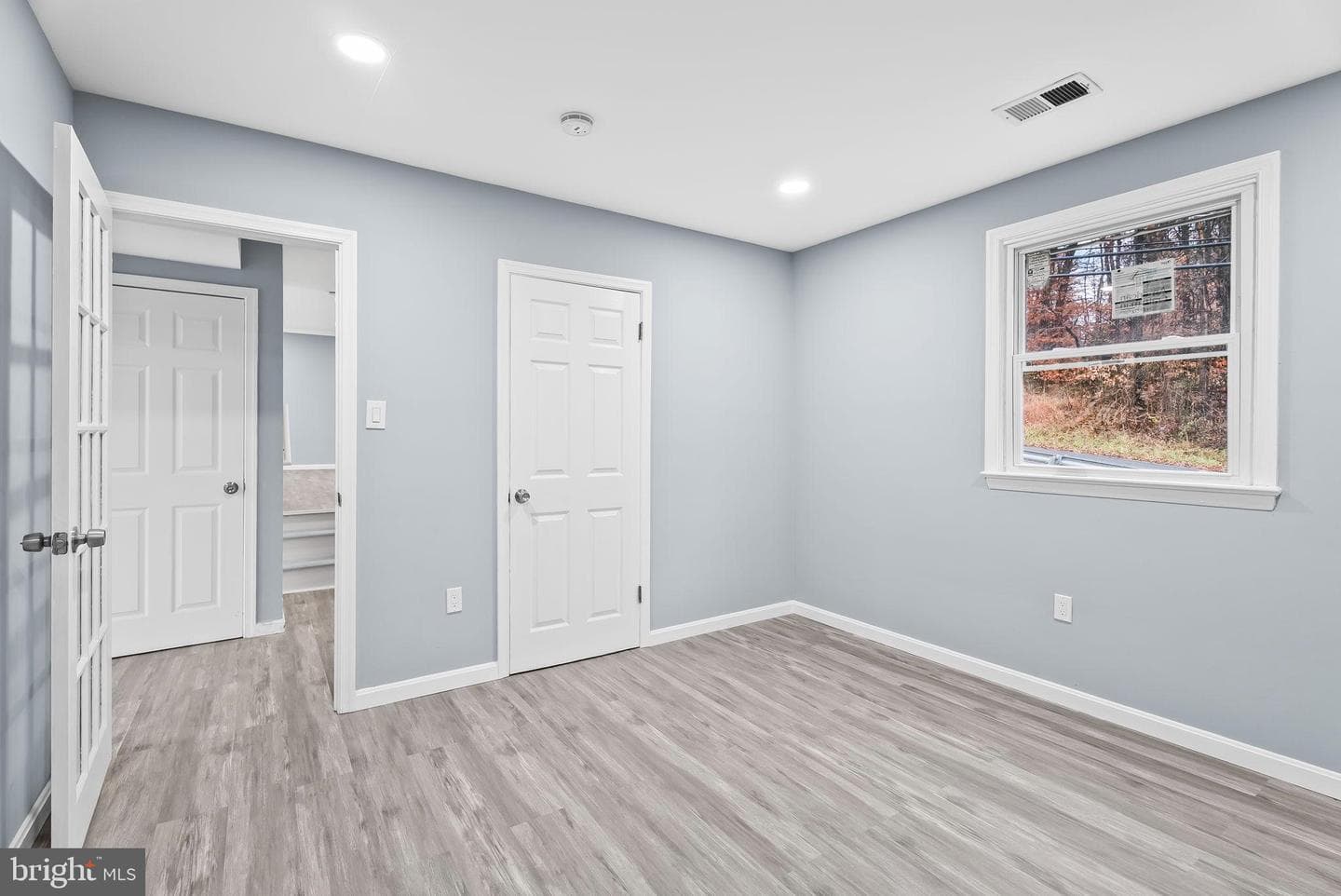 4302 Henderson Road photo 21